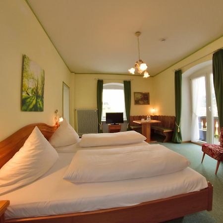 Hotel Hirschen سانكت بيتر المظهر الخارجي الصورة