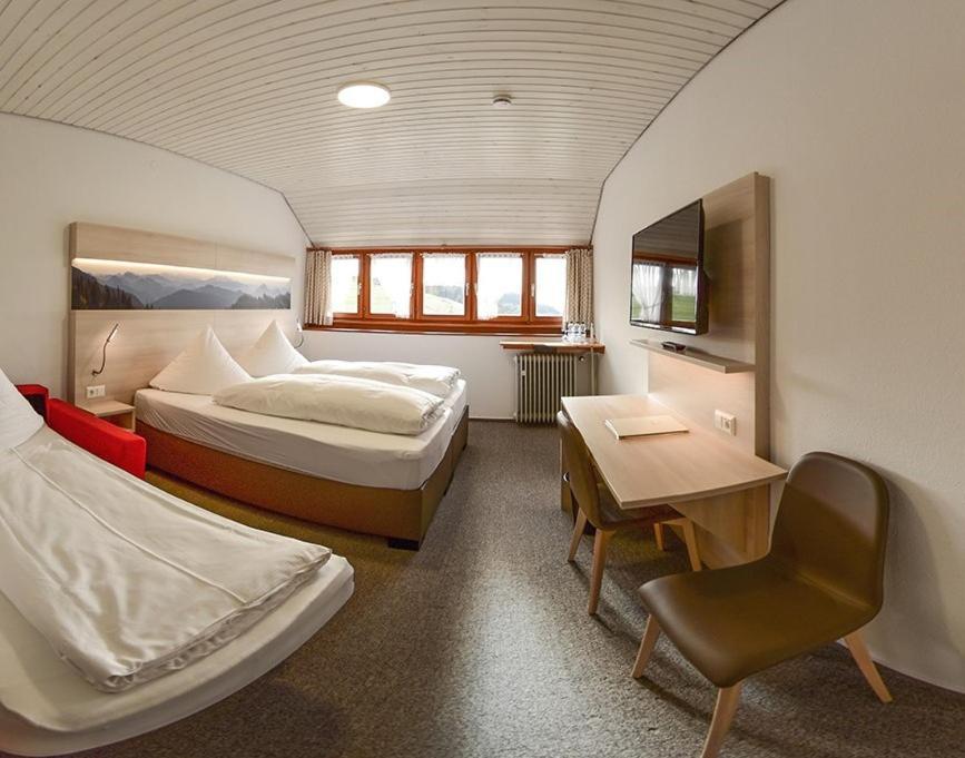 Hotel Hirschen سانكت بيتر المظهر الخارجي الصورة