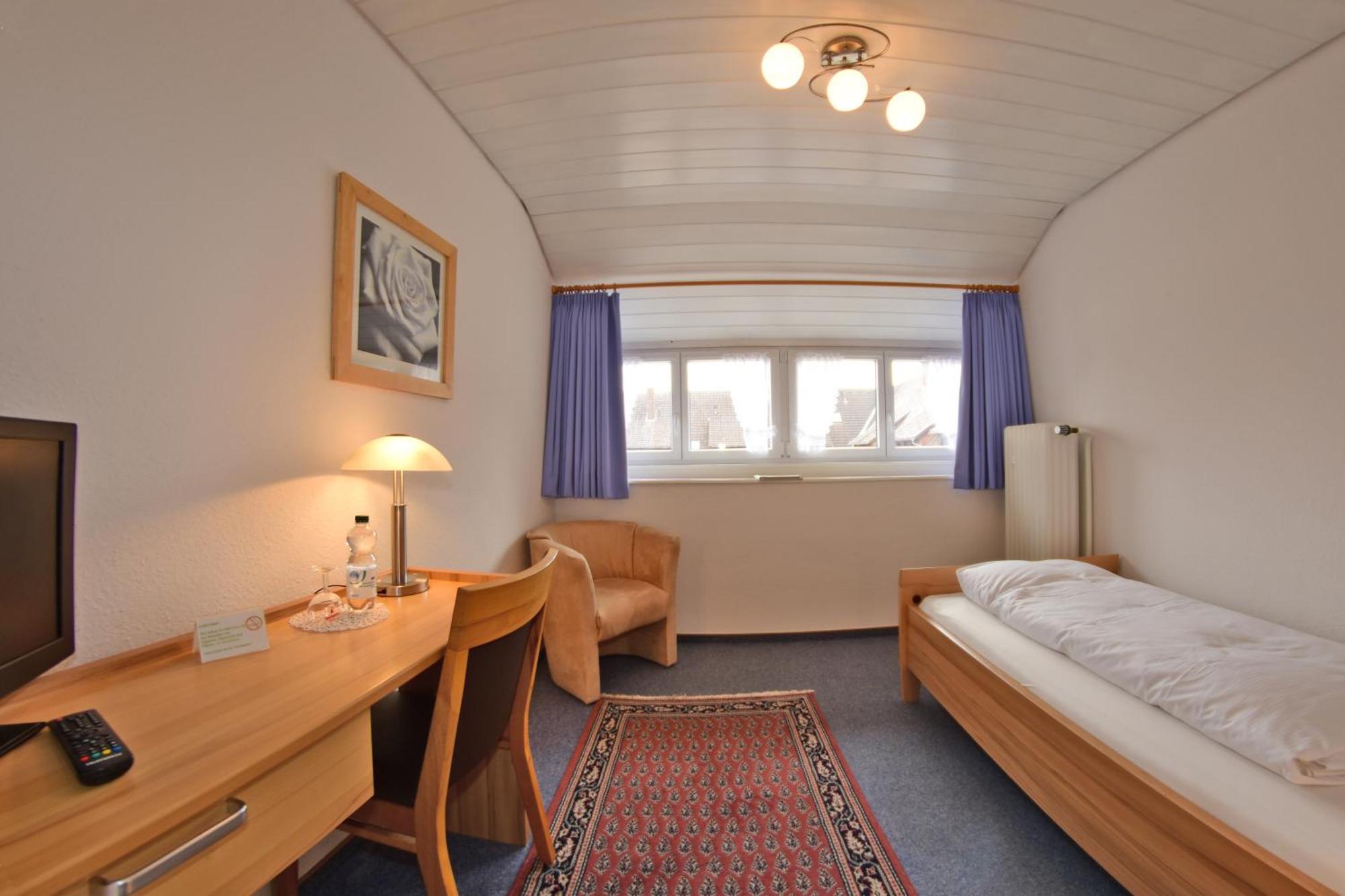 Hotel Hirschen سانكت بيتر المظهر الخارجي الصورة