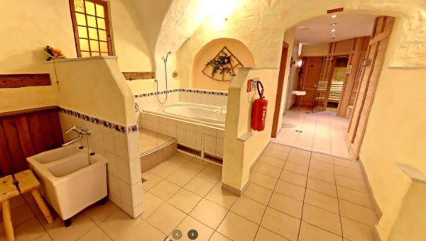 Hotel Hirschen سانكت بيتر المظهر الخارجي الصورة