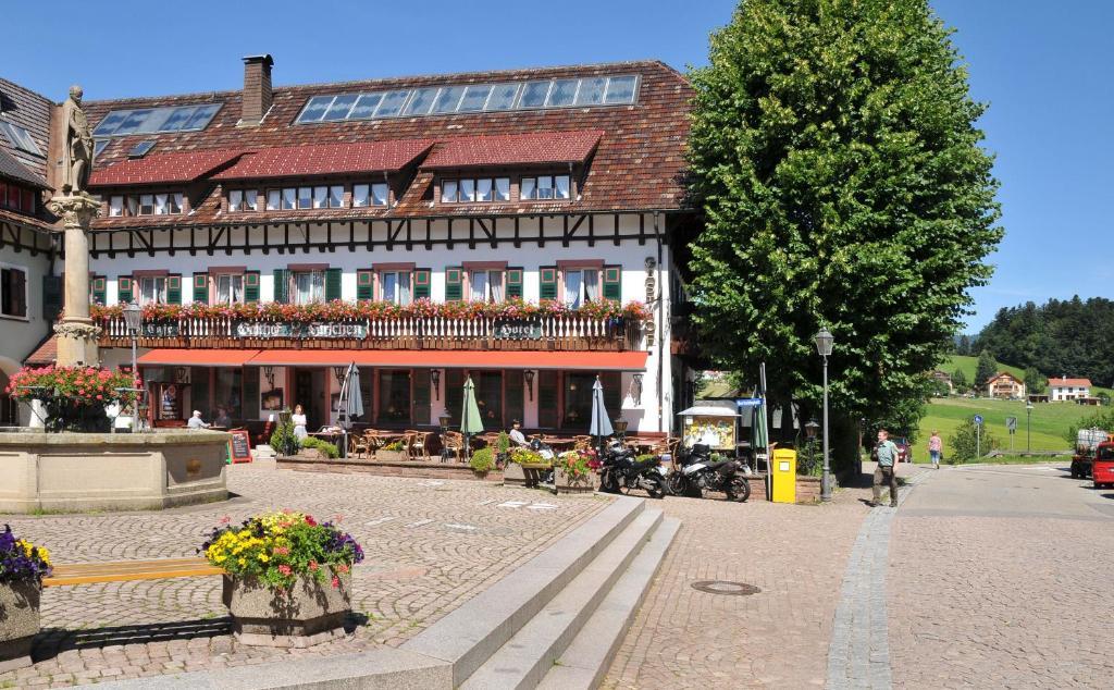 Hotel Hirschen سانكت بيتر المظهر الخارجي الصورة